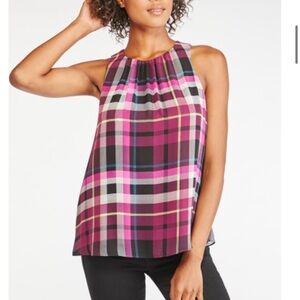 ! Vince Camuto Sleeveless plaid escape blouse. Size L